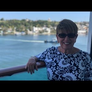 Meet your Posher, Sharon